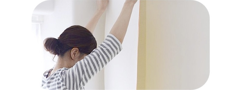 Should the wallpaper be soaked in warm water?
